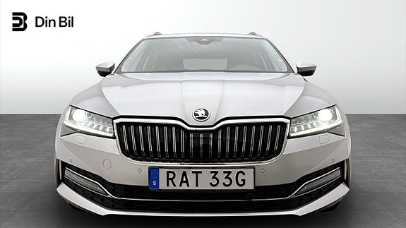 Skoda Superb 4 of 5