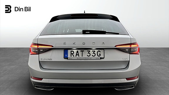 Skoda Superb 5 of 5