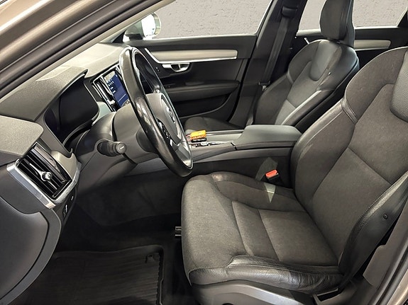Volvo V90 Cross Country 4 of 11