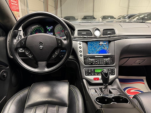 Maserati GranTurismo 11 of 27