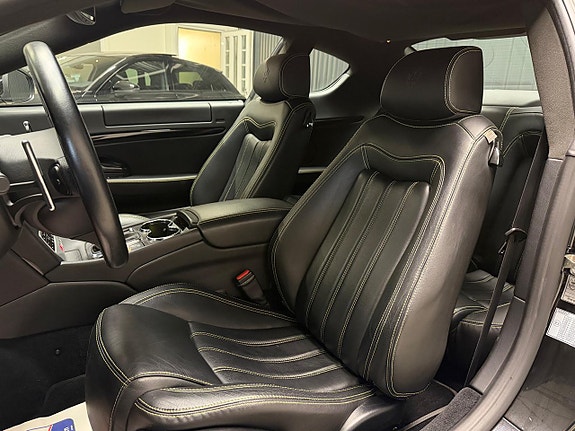 Maserati GranTurismo 12 of 27