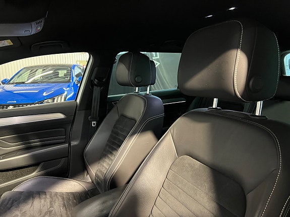 Volkswagen Passat 4 of 19