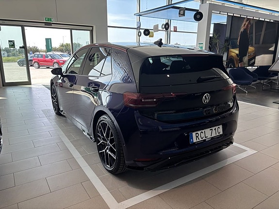 Volkswagen ID.3 10 of 24