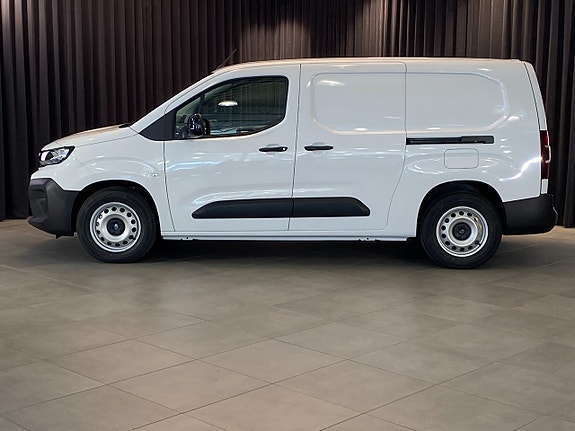 Peugeot e-Partner 3 of 5
