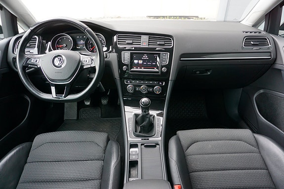 Volkswagen Golf I 2 of 5