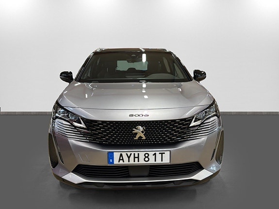 Peugeot 5008 2 of 18