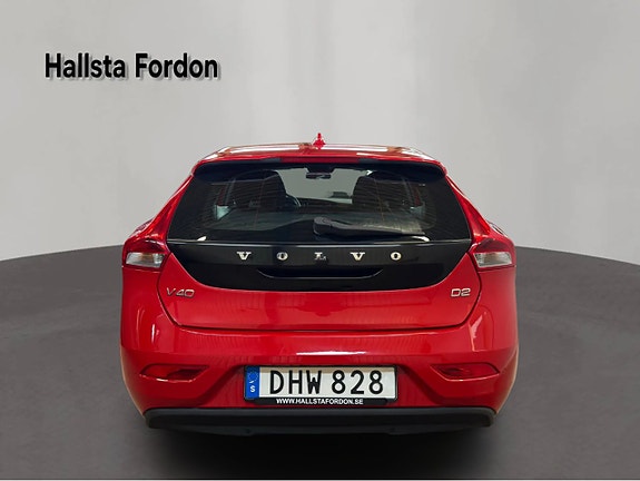 Volvo V40 5 of 16