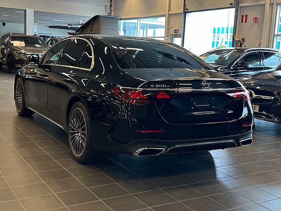 Mercedes-Benz E300 e 5 of 14