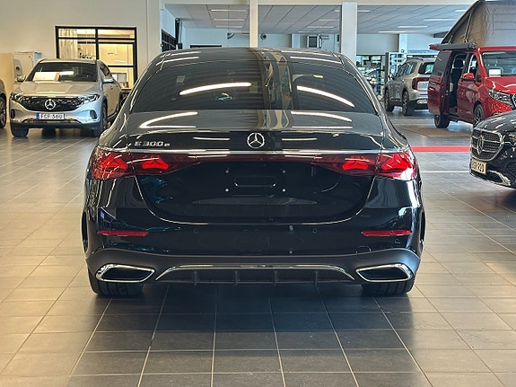 Mercedes-Benz E300 e 6 of 14