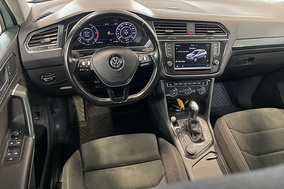 Volkswagen Tiguan 12 of 15