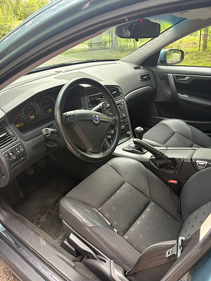 Volvo S60 5 of 5
