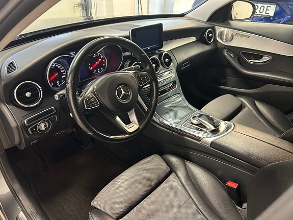 Mercedes-Benz C200 7 of 13