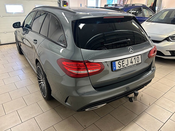 Mercedes-Benz C200 5 of 13