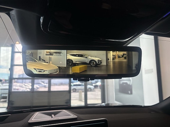 Polestar 4 11 of 12