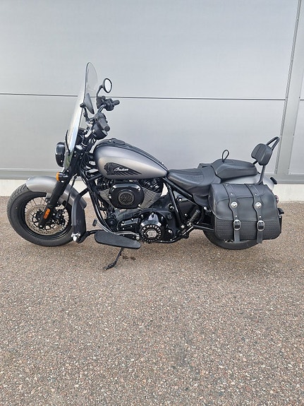 Indian Chief Bobber Dark Horse 4 of 7