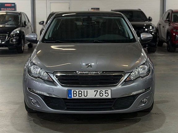 Peugeot 308 3 of 5