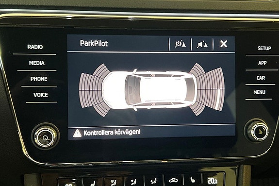 Skoda Superb 16 of 24