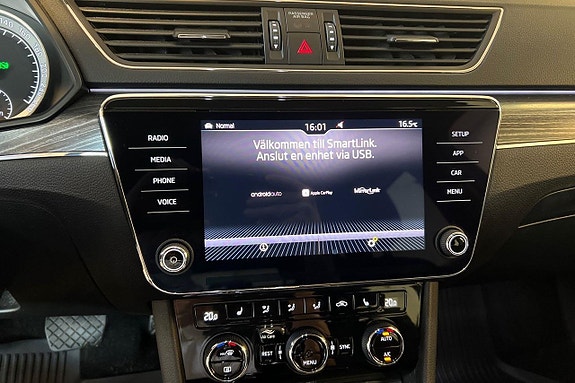 Skoda Superb 17 of 24