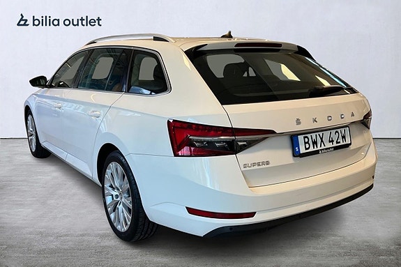 Skoda Superb 3 of 5