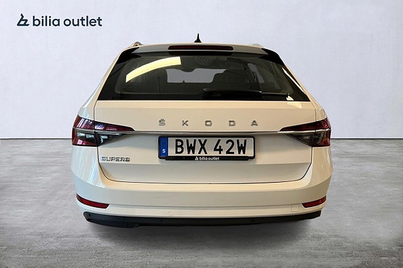 Skoda Superb 4 of 5