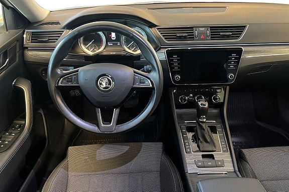 Skoda Superb 13 of 24