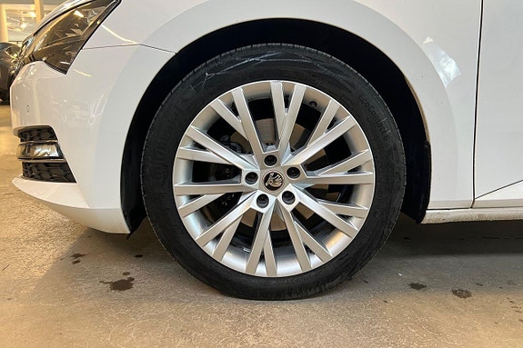 Skoda Superb 23 of 24