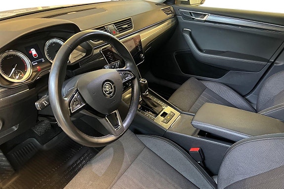 Skoda Superb 10 of 24