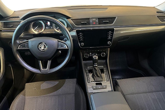 Skoda Superb 12 of 24
