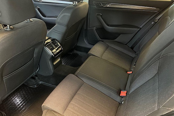 Skoda Superb 11 of 24