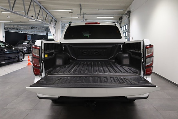 Isuzu D-max 6 of 21