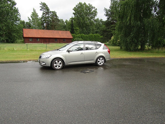 Kia Ceed 2 of 14