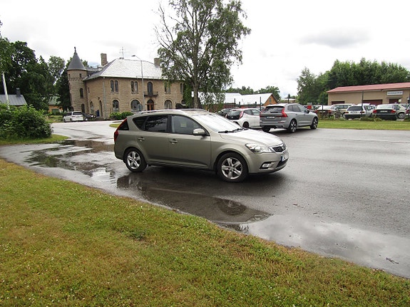 Kia Ceed 4 of 14