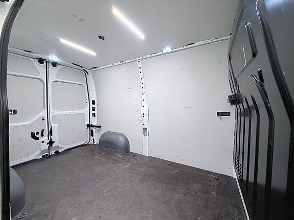 Renault Master 12 of 27