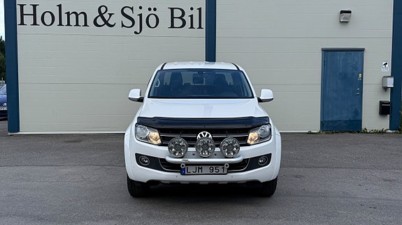 Volkswagen Amarok 2 of 5