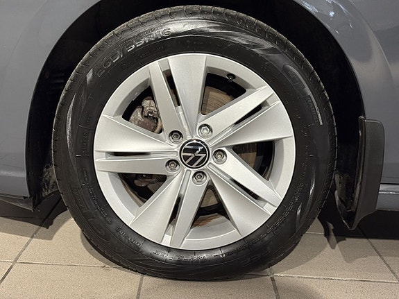 Volkswagen Golf I 3 of 5