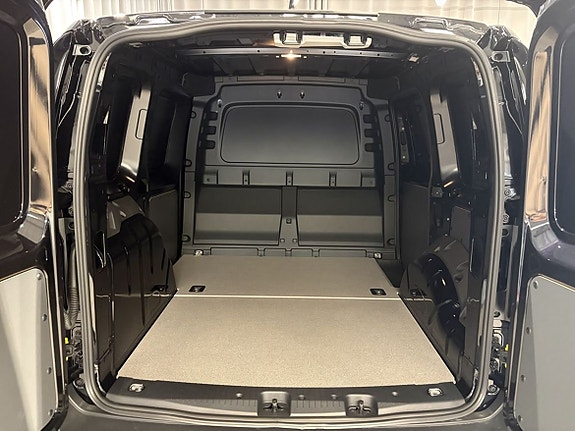 Volkswagen Caddy 3 of 5