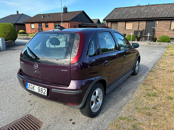 Opel Corsa 4 of 5