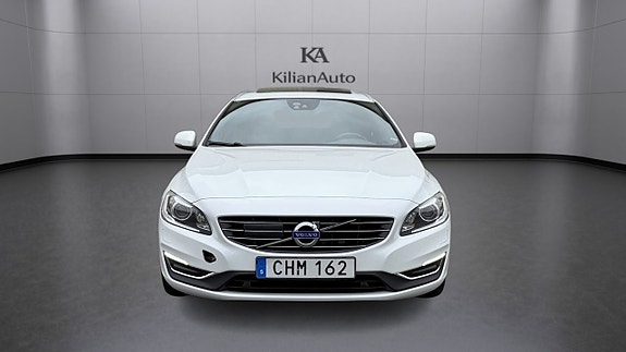 Volvo V60 15 of 30