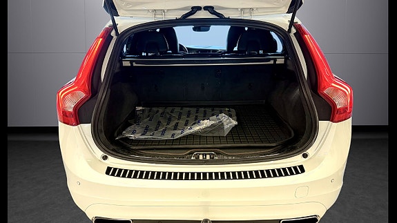 Volvo V60 25 of 30