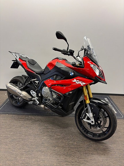 BMW S1000XR 2 of 4