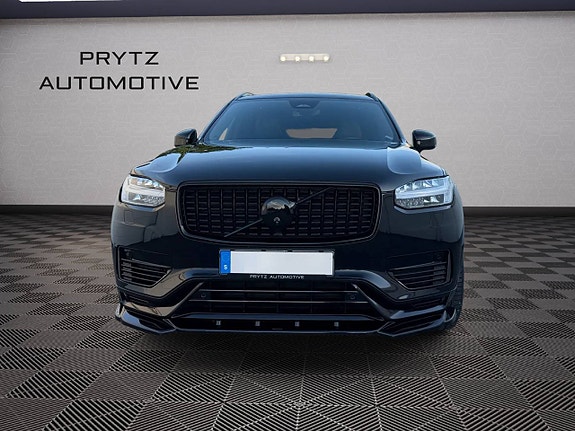 Volvo XC90 3 of 5