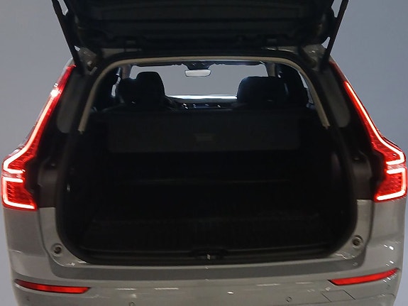 Volvo XC60 9 of 15