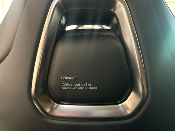 Polestar 4 16 of 27