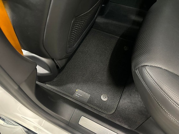 Polestar 4 18 of 27
