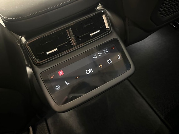Polestar 4 14 of 27