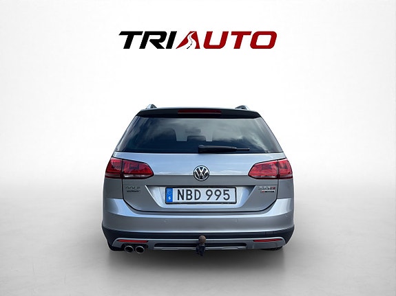 Volkswagen Golf Alltrack 5 of 14