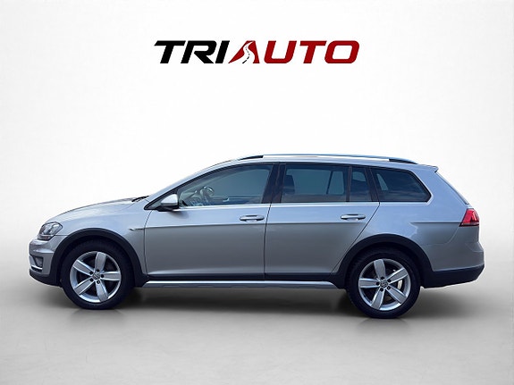 Volkswagen Golf Alltrack 3 of 14