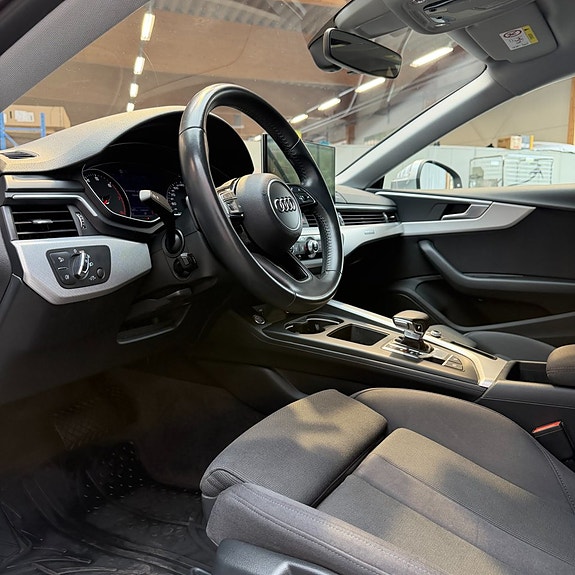 Audi A5 9 of 13