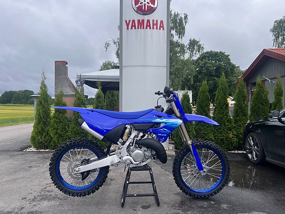 Yamaha YZ 125 Finns i butik för omgående leverans