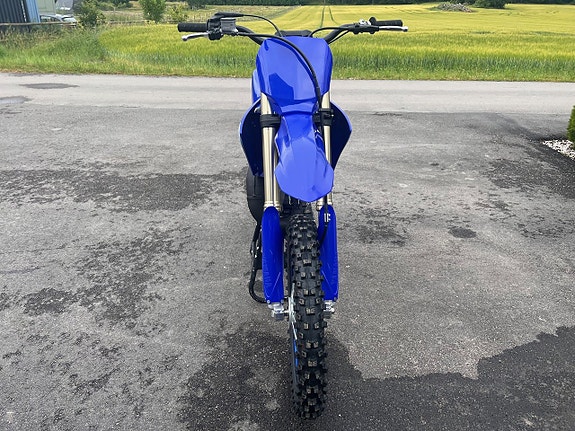 Yamaha YZ 125 Finns i butik för omgående leverans 4 of 7